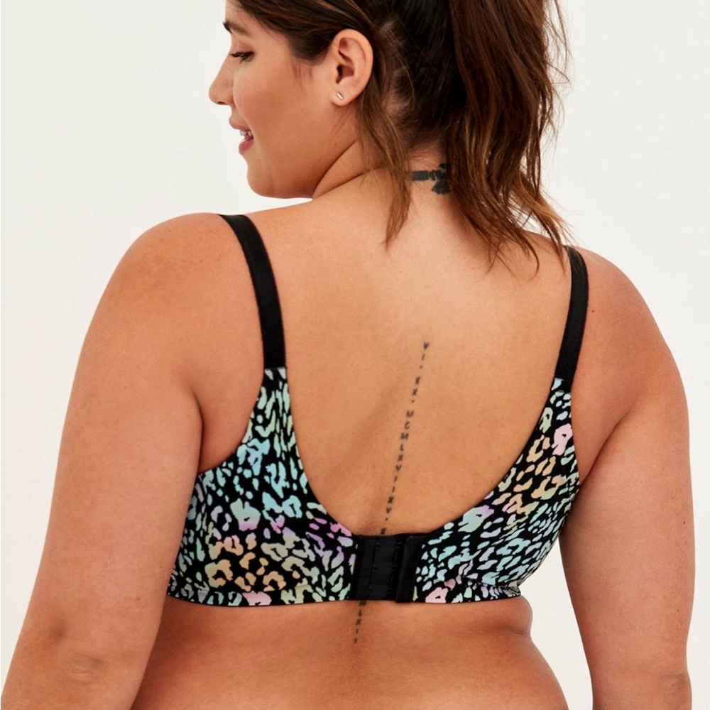 Torrid XO Plunge Push-Up Bra Sweeping Leopard Animal Print Size 40 DDD - Picture 3 of 10